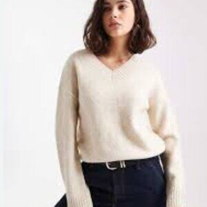 ASOS Cream Boxy Thick V Neck Sweater Jumper Size S